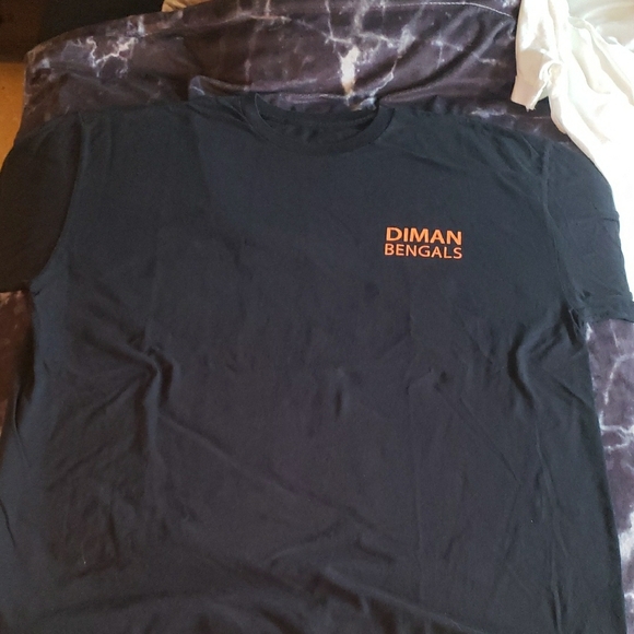 IMAN Black Short Sleeve Tee with Classic Crew Neck - Picture 1 of 10